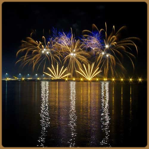 Queima de fogos St. Tropez 14 julho 2010 Queima de fogos St. Tropez 14 julho 2010